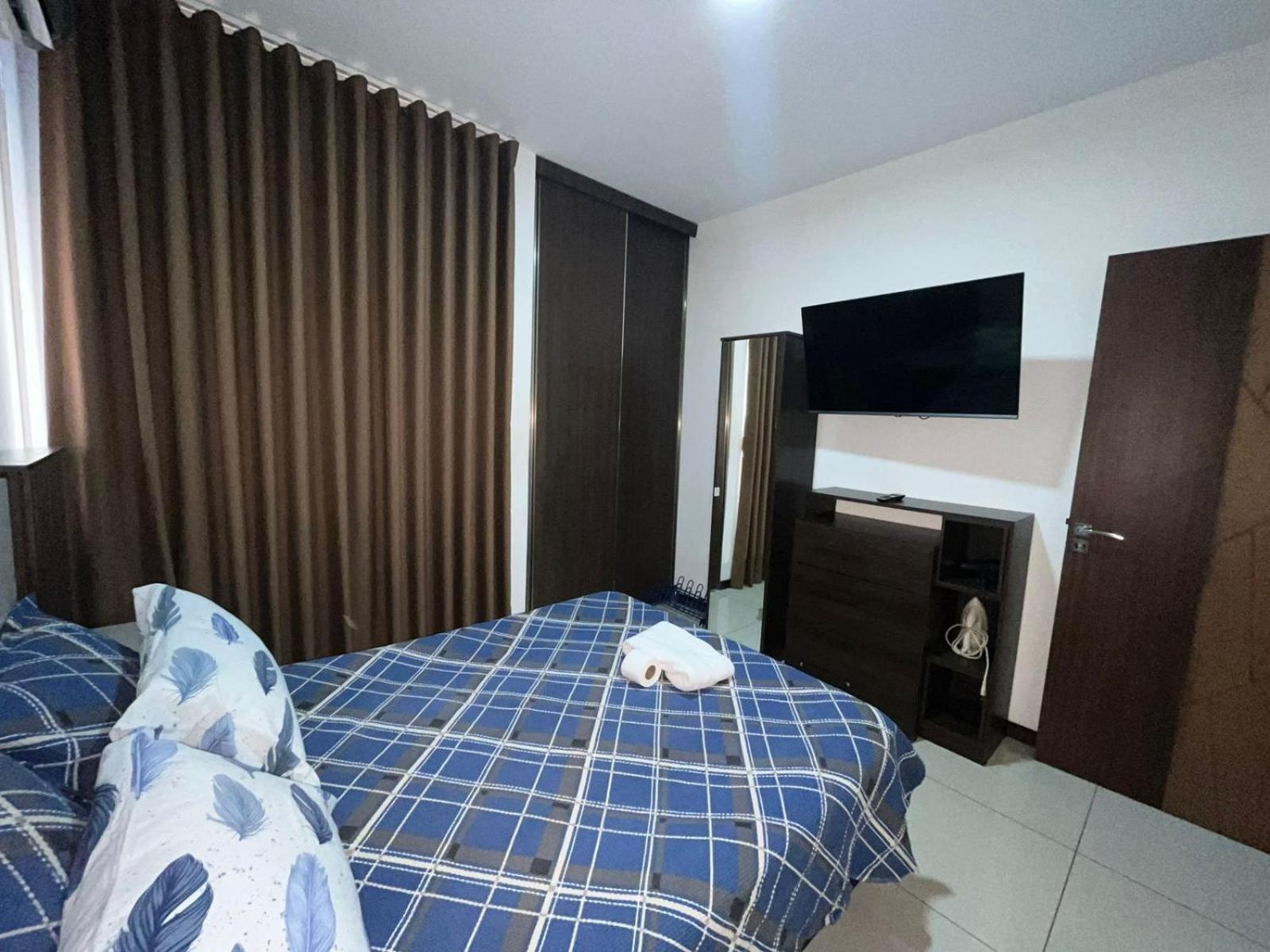 Departamentoo Nuevo Amoblado Cerca A Uagrm, Con Excelente Vista Apartment Santa Cruz de La Sierra Bagian luar foto